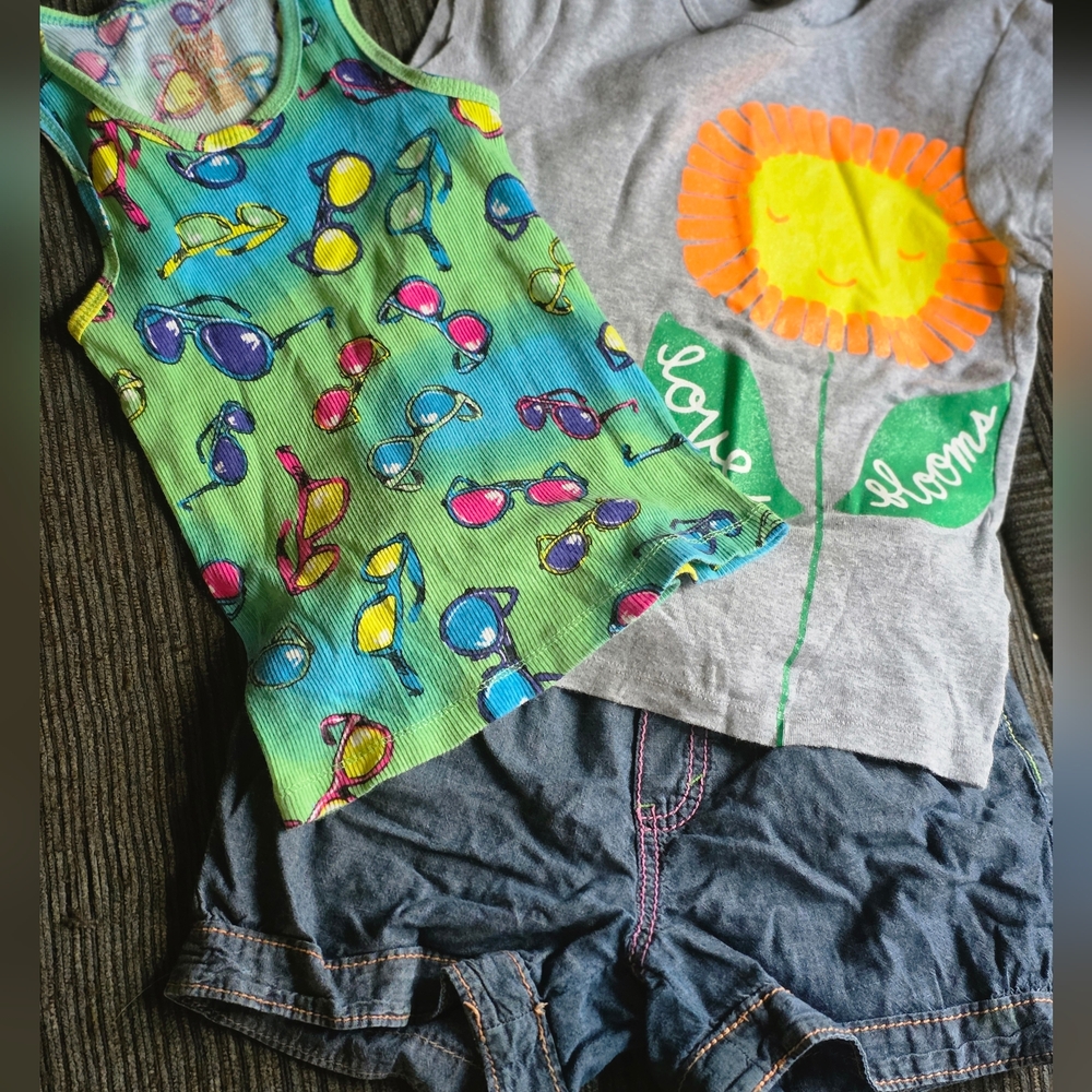 Girls Tee👕,Tank🎽 & Shorts🩳 Summer☀️ Time Outfit!